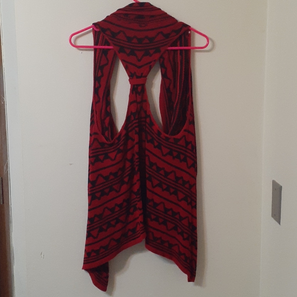 Large red & black cardigan - Picture 5 of 7